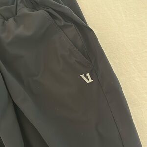 Men’s Vuori joggers